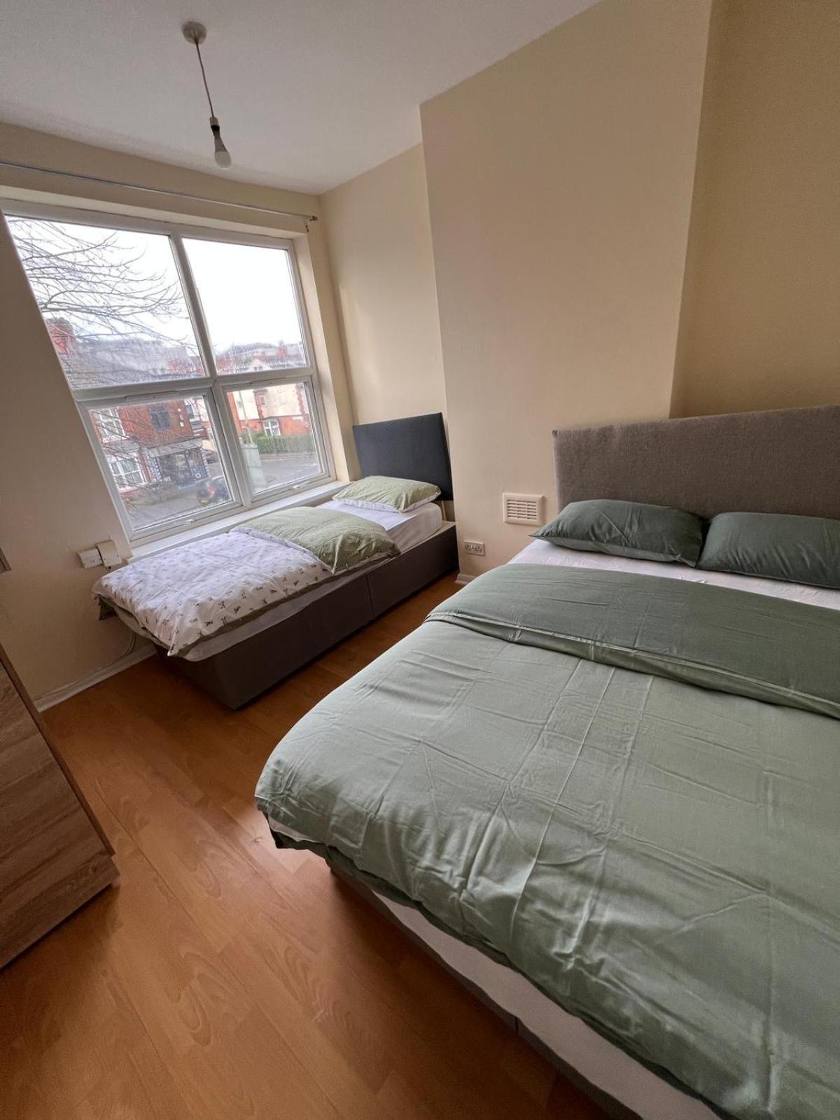 210 Welford Road Villa เลสเตอร์ ภายนอก รูปภาพ